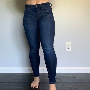 Dark Clean Skinny Jeans